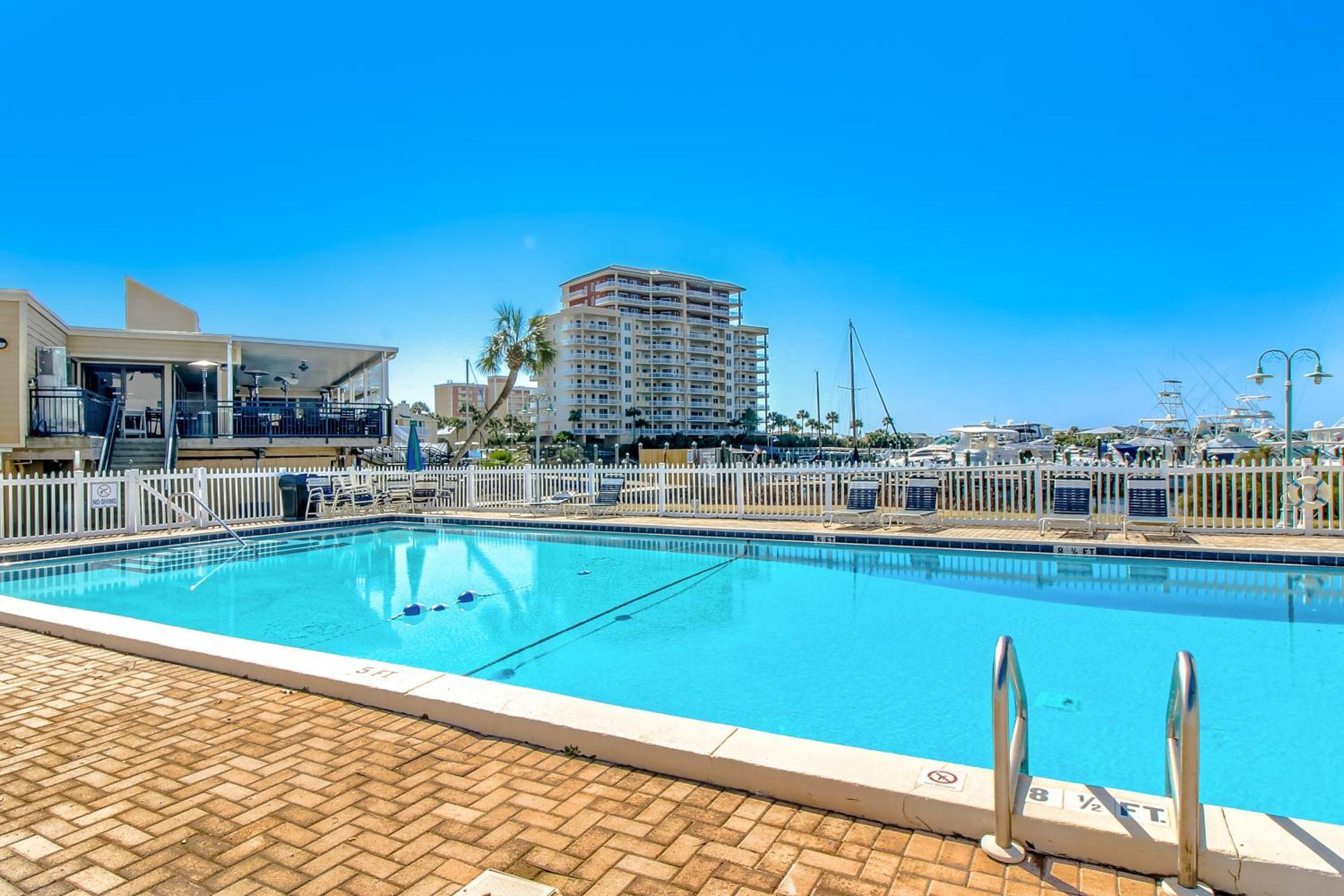 ​Sandpiper Cove Destin Room photo