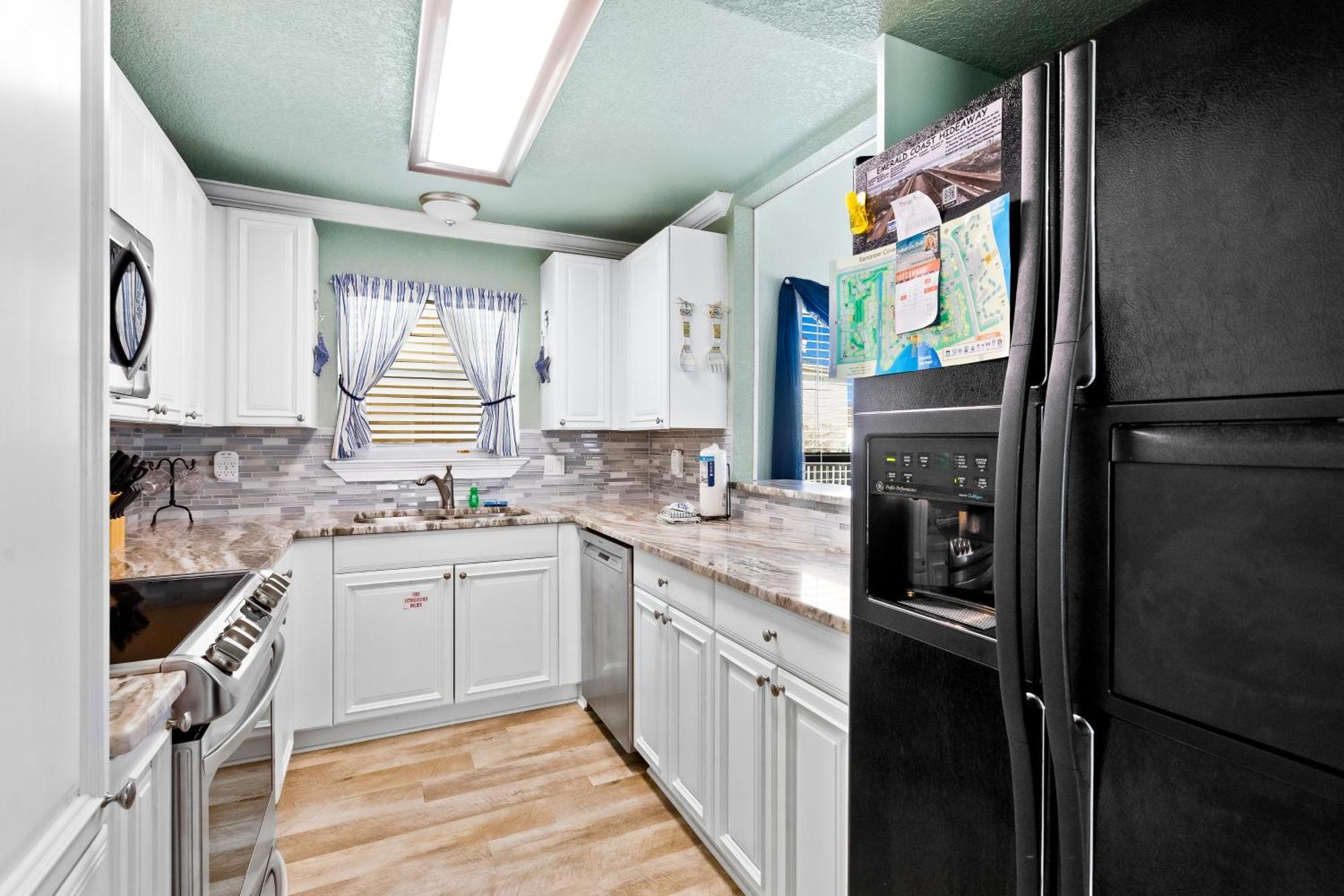 ​Sandpiper Cove Destin Room photo