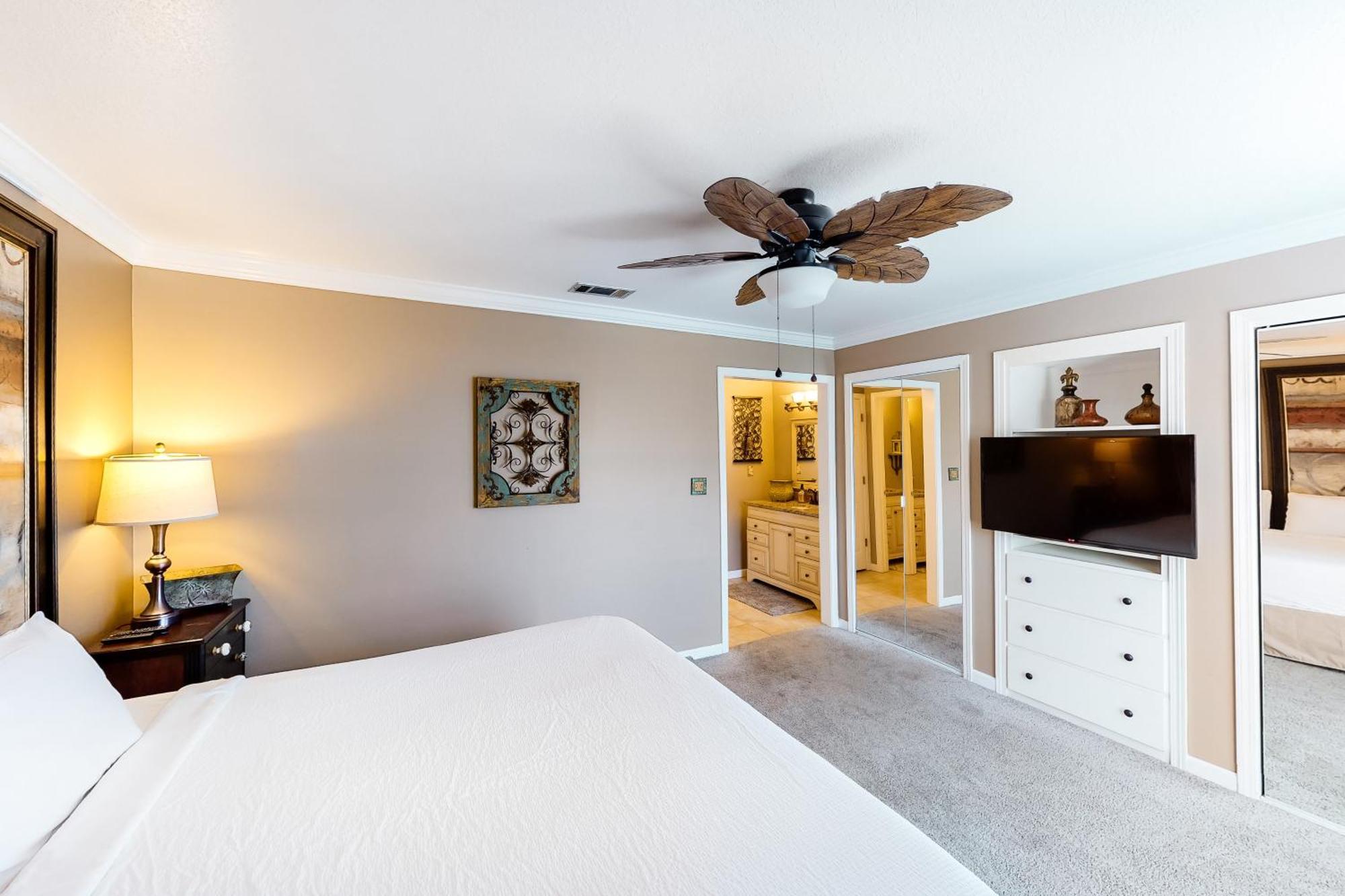 ​Sandpiper Cove Destin Room photo